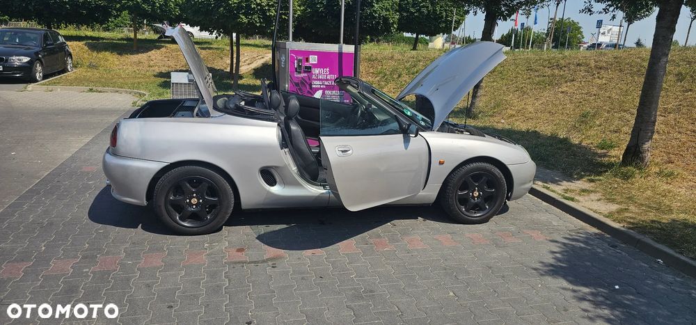 MG MGF - 9