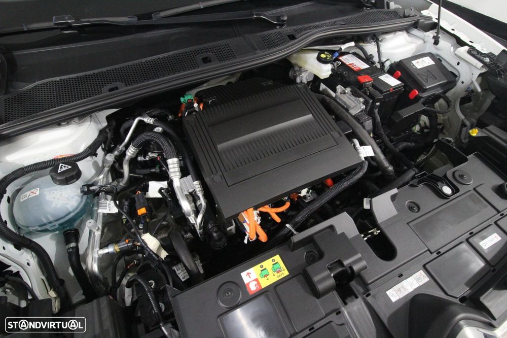 Citroën e-C4 50 kWh Shine - 14