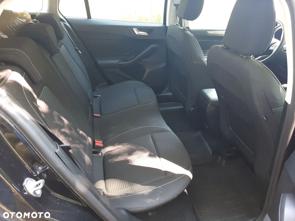 Ford Focus 1.0 EcoBoost mHEV Titanium X - 19
