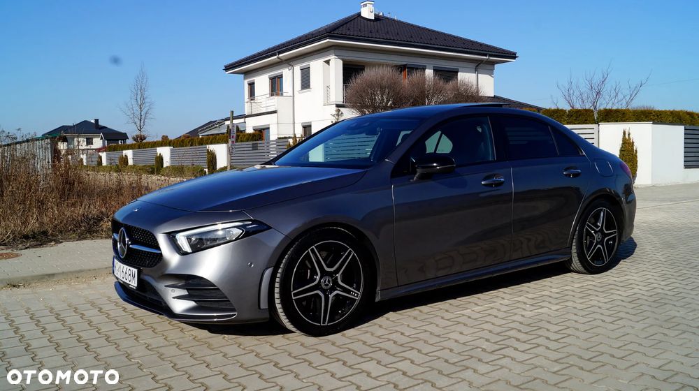 Mercedes-Benz Klasa A 250 4Matic 7G-DCT AMG Line - 12