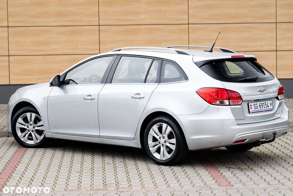 Chevrolet Cruze 1.4 T LT - 4