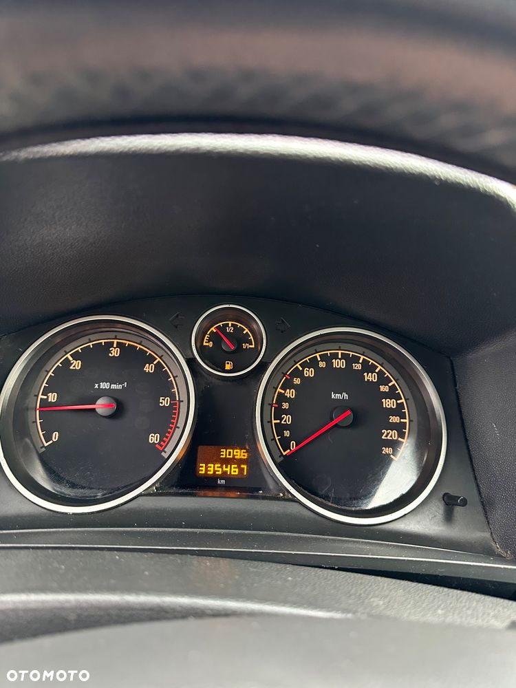 Opel Zafira 1.7 CDTI Essentia - 10