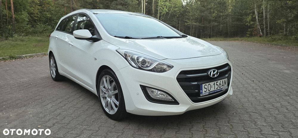 Hyundai i30 1.6 GDI Classic + - 22