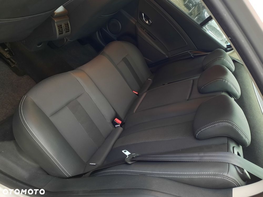 Renault Fluence - 17