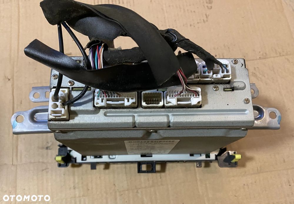 Radio nawigacja Toyota Yaris III lift 2018r. OE - 4