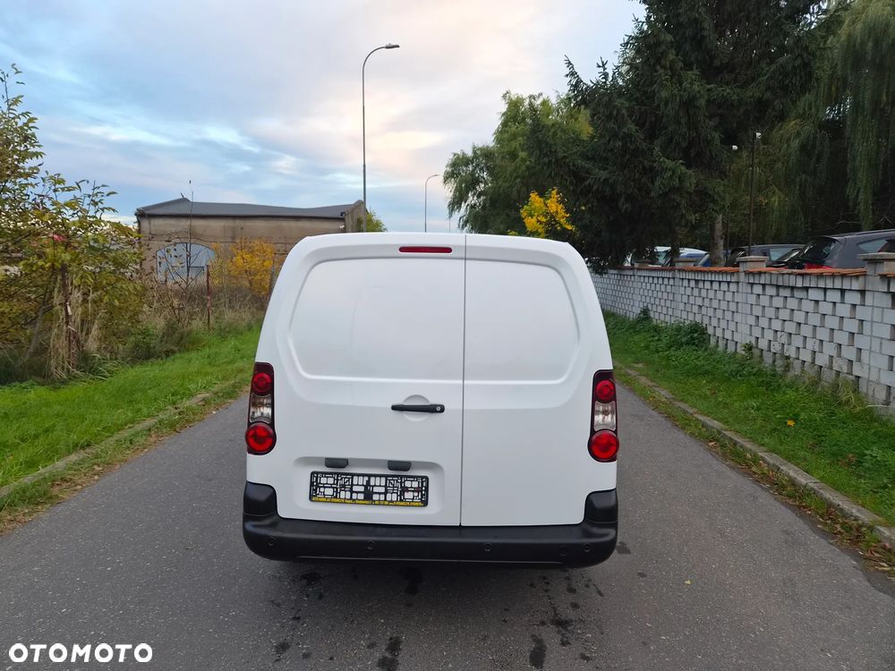 Peugeot Partner - 8