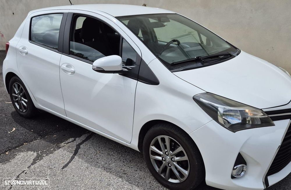 Toyota Yaris 1.4 D-4D Comfort+P.Style - 2