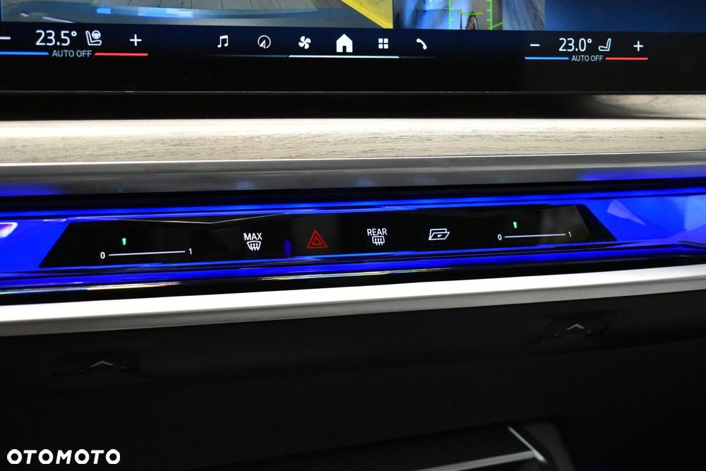 BMW Seria 7 - 22