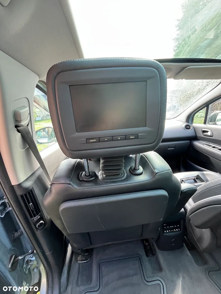 Peugeot 5008 2.0 HDi Premium + - 7