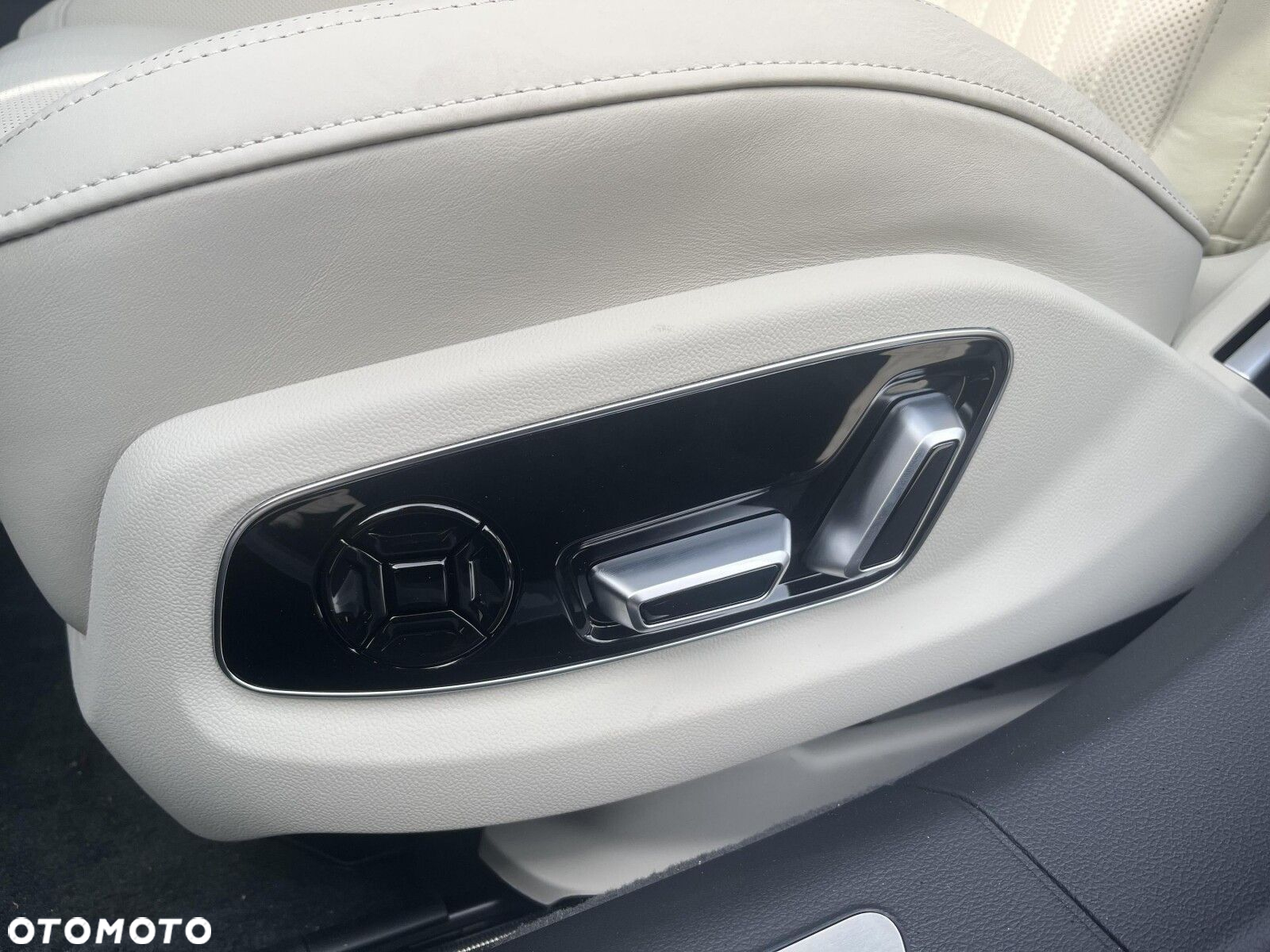 Audi A8 - 27
