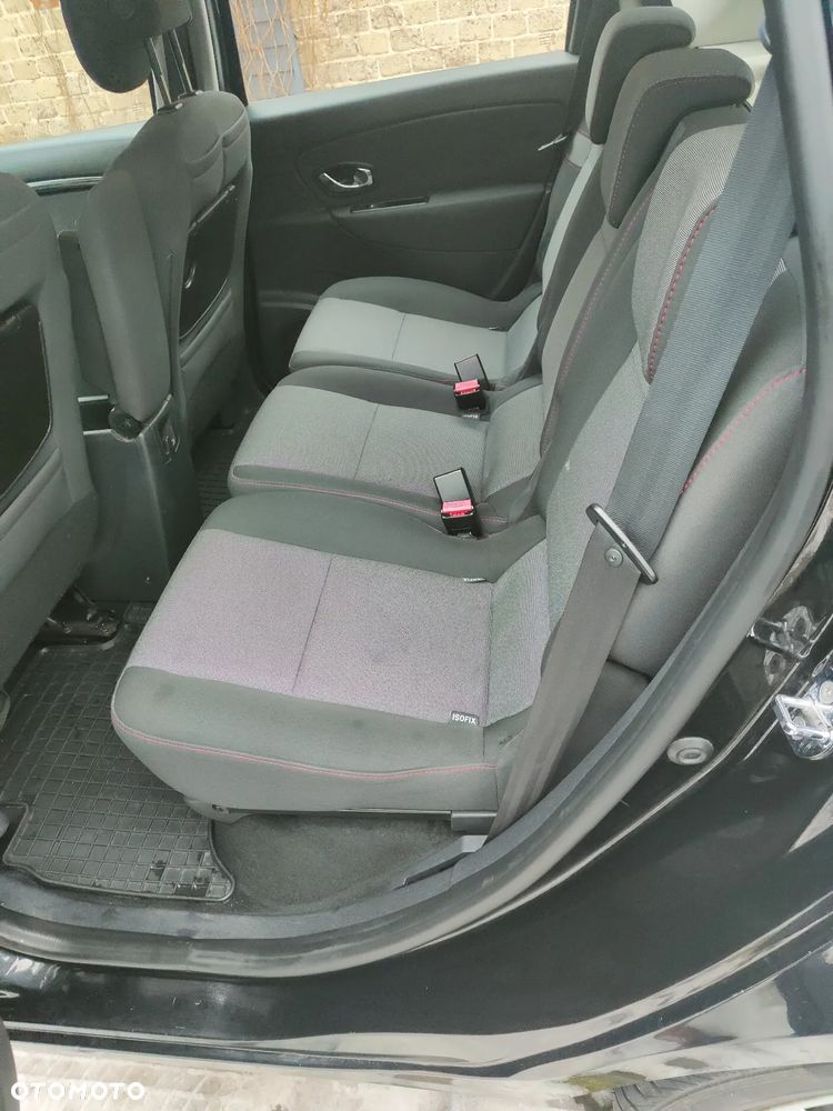 Renault Scenic dCi 110 Paris - 7