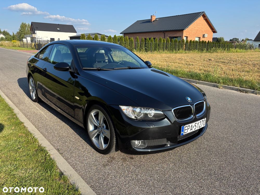 BMW Seria 3 320d Coupe - 2