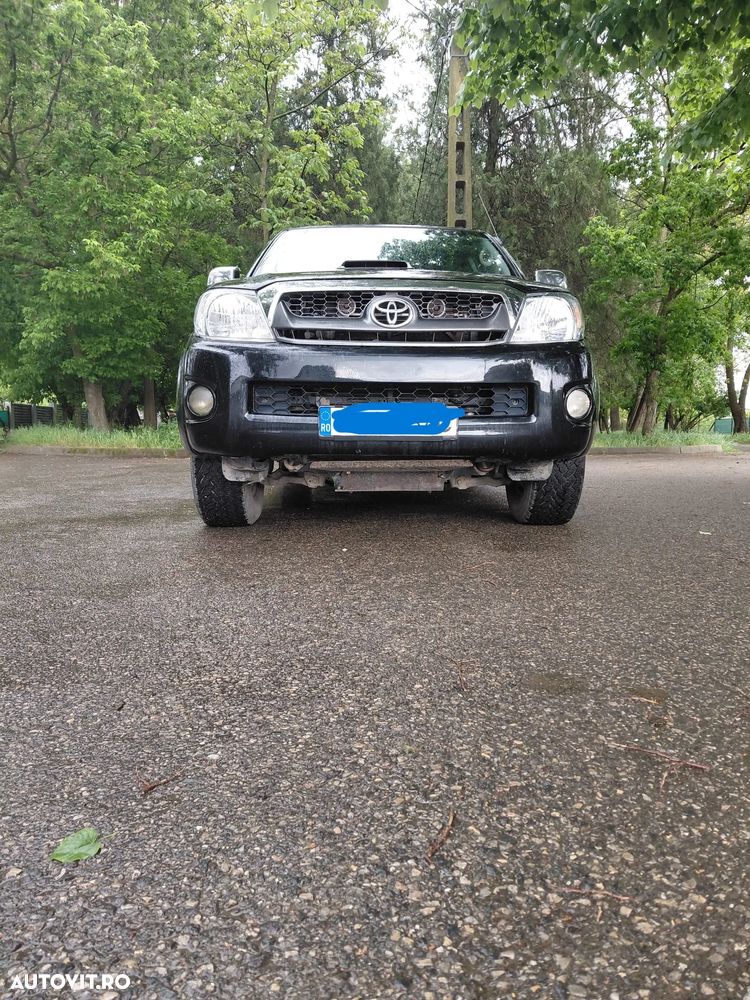 Toyota Hilux - 6