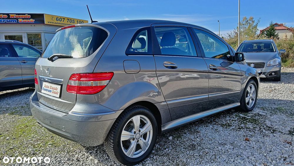 Mercedes-Benz Klasa B 180 Autotronic - 6