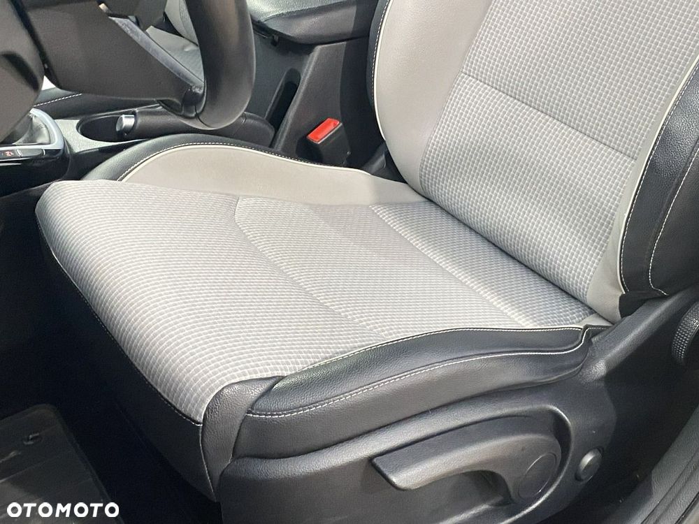 Kia Ceed 1.4 T-GDI L Business Line - 17