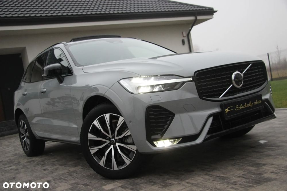 Volvo XC 60 B4 D Plus Dark - 23
