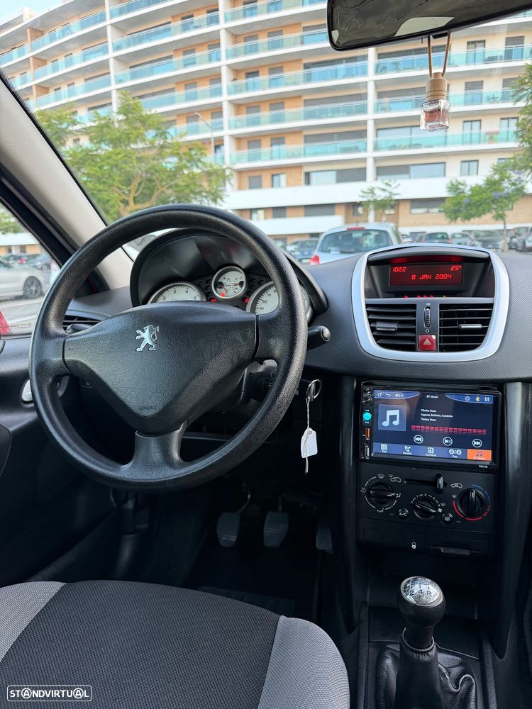 Peugeot 207 1.4 16V Sport - 4