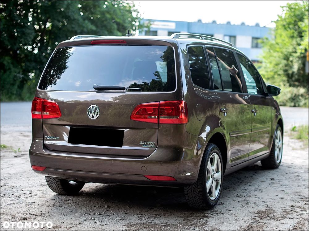 Volkswagen Touran - 14