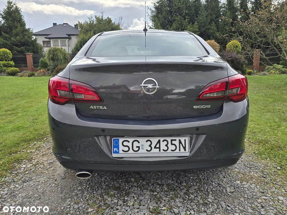 Opel Astra IV 1.4 T Enjoy EU6 - 14