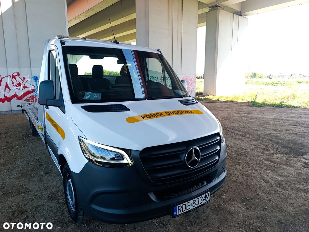Mercedes-Benz Sprinter - 9