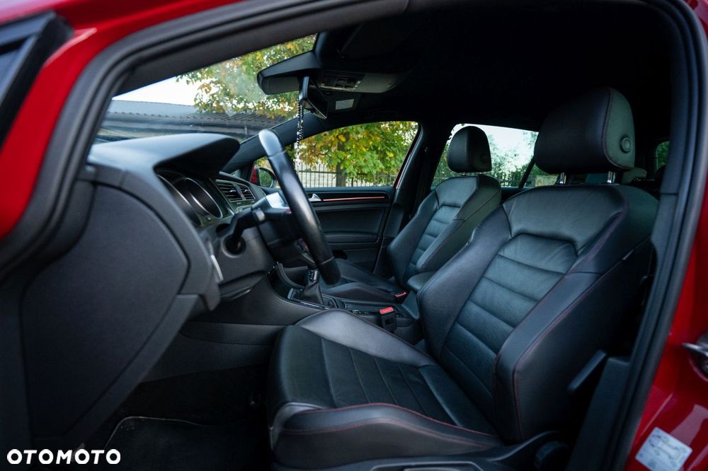 Volkswagen Golf GTI Performance BlueMotion Technology - 10