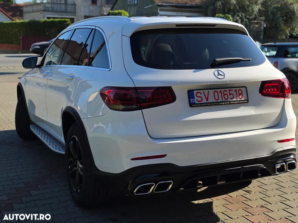 Mercedes-Benz GLC 300 4MATIC 9G-TRONIC AMG Line Plus - 19