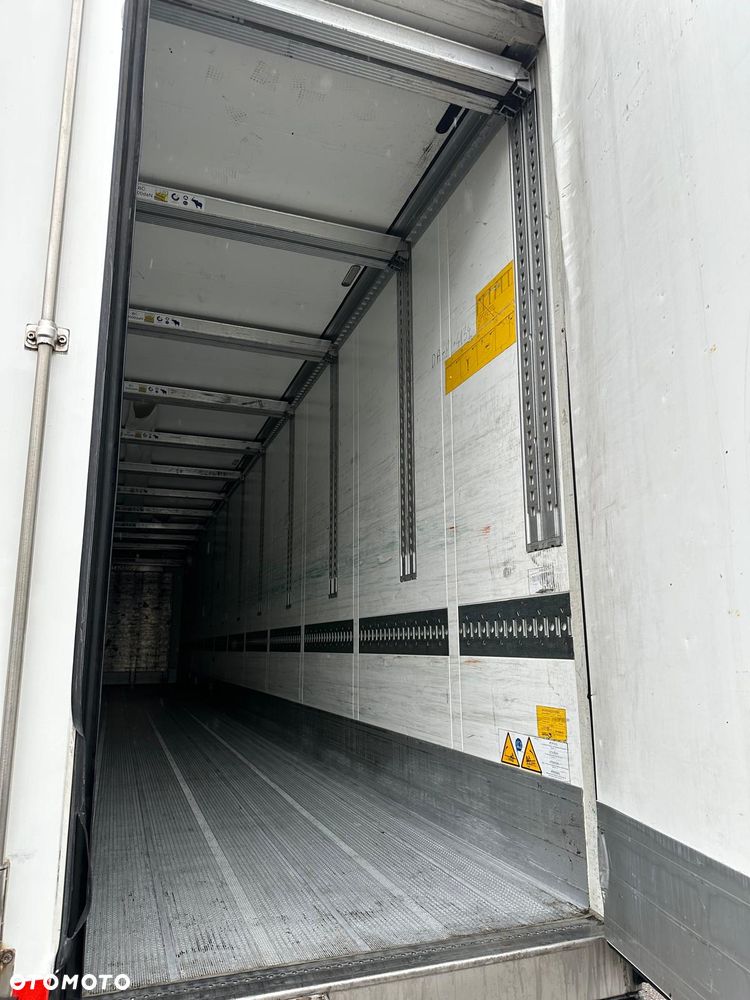 Schmitz Cargobull SCB - 7