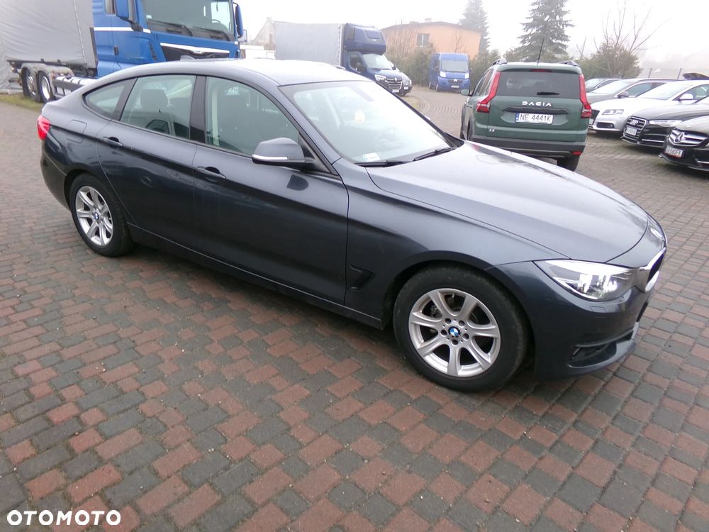 BMW 3GT 318d - 2