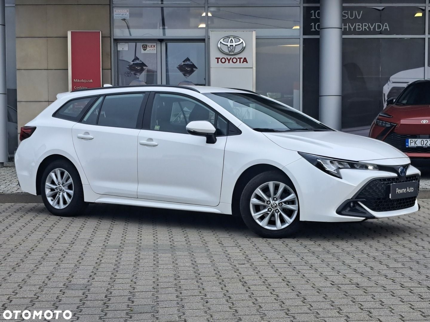 Toyota Corolla 1.8 Hybrid Comfort - 1