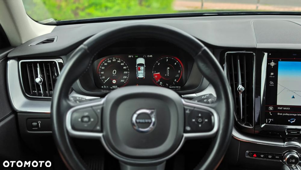 Volvo XC 60 D4 AWD Geartronic Momentum - 28