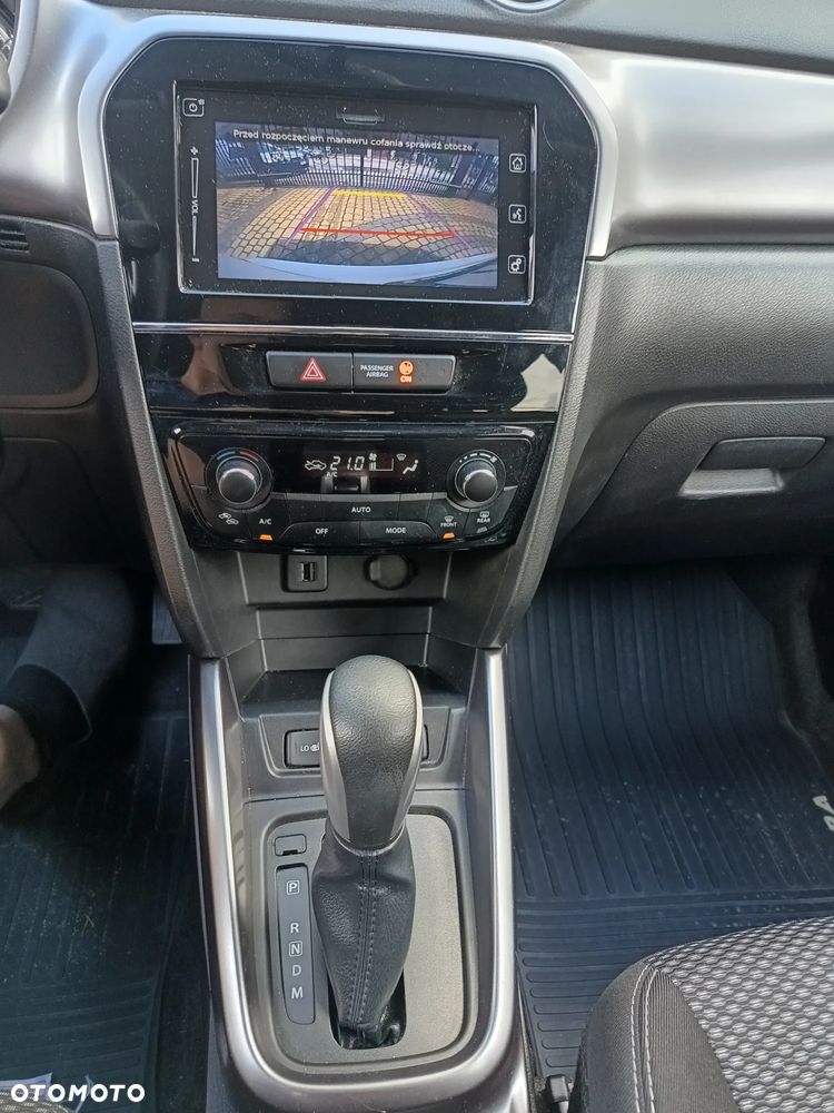 Suzuki Vitara 1.4 Boosterjet Premium 2WD - 13