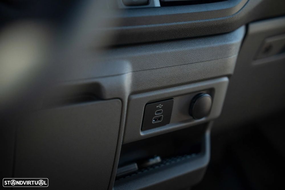 Ford Transit Custom 300 L1 2.0 EcoBlue CD Trend Aut. - 31