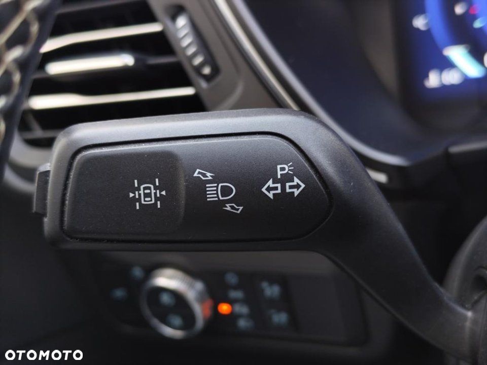 Ford Kuga - 22