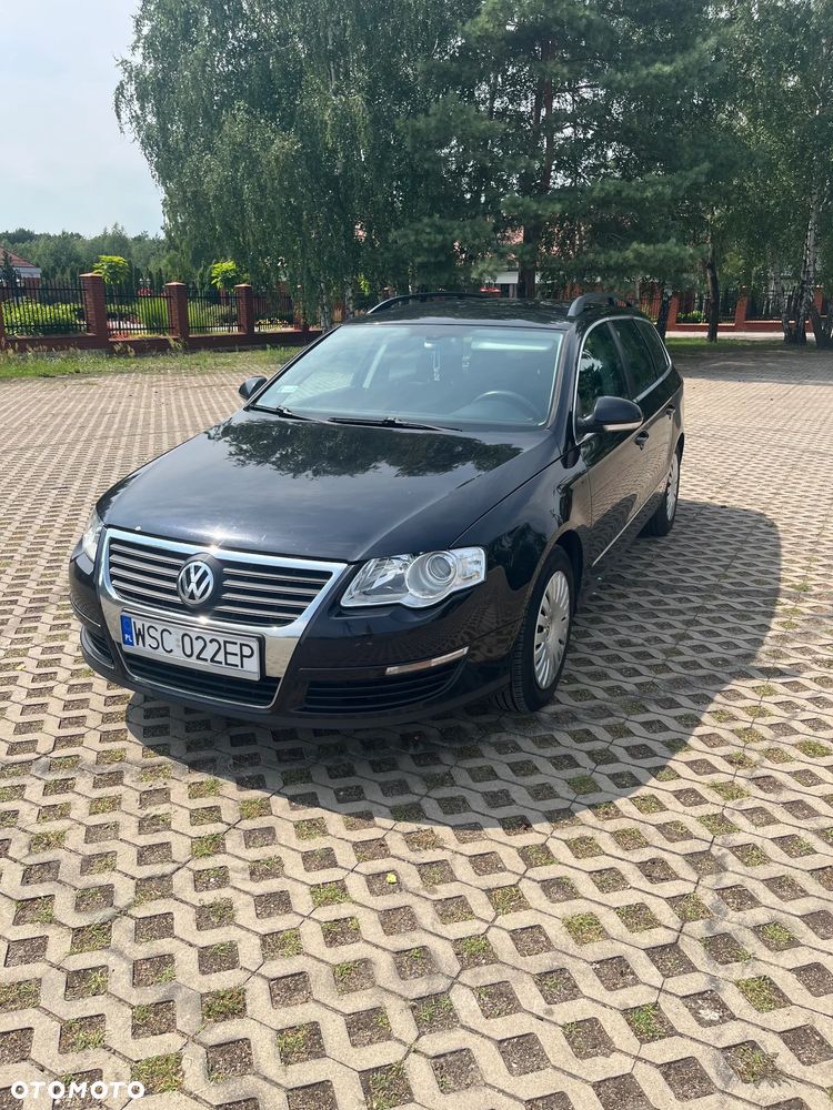 Volkswagen Passat 1.9 TDI Comfortline - 1