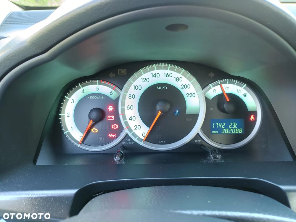 Toyota Corolla Verso 2.0 D-4D Sol 7os - 9