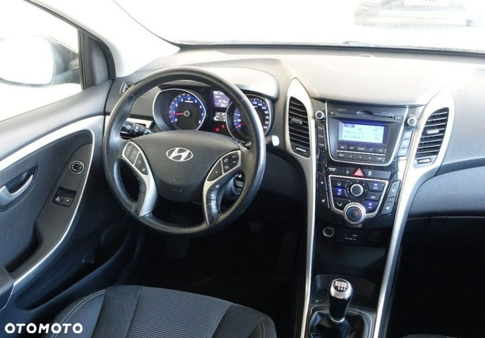 Hyundai i30 - 22