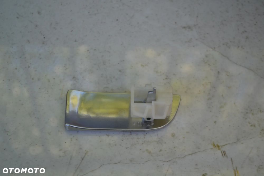 AUDI A3 8P KLAMKA SCHOWKA PASAŻERA EUROPA ORYGINAŁ - 2