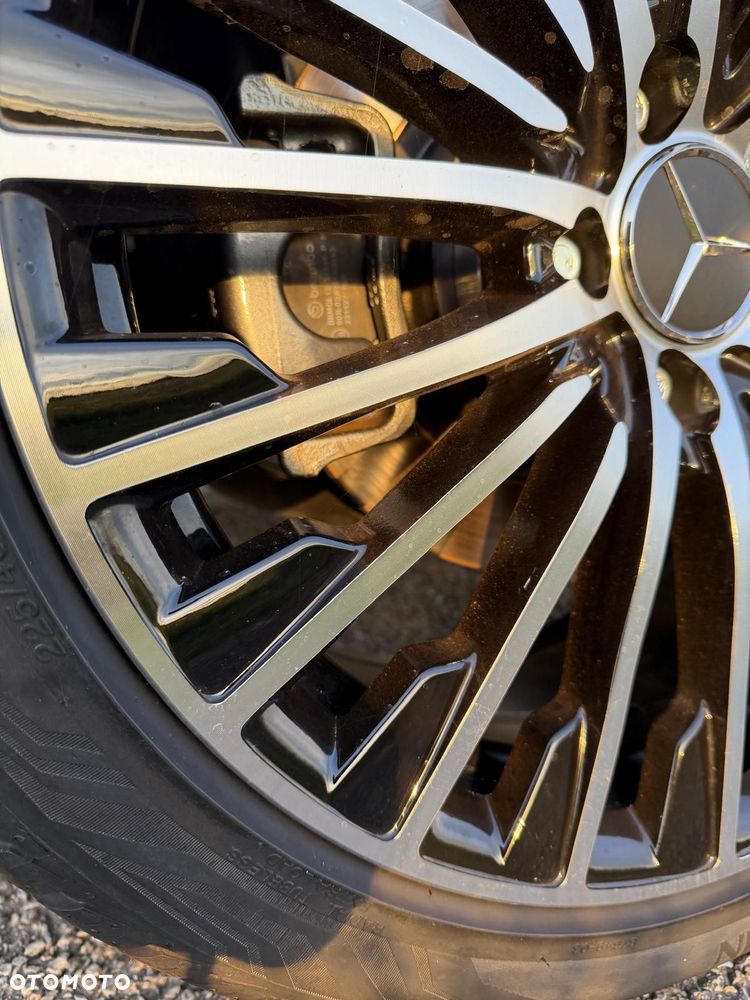 Mercedes-Benz SLK 200 CGI - 19