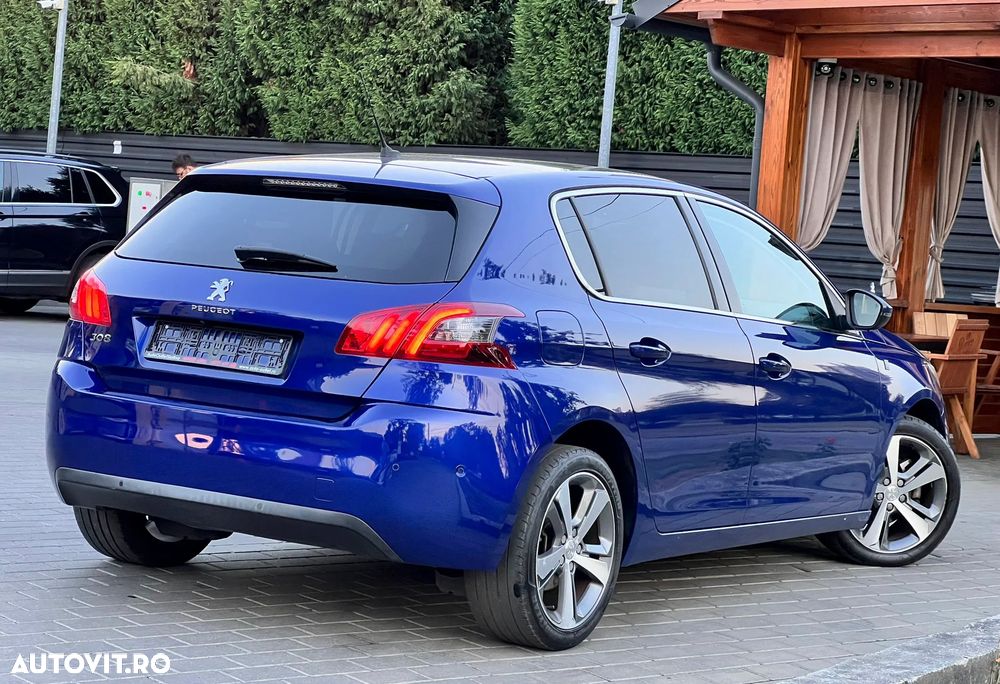 Peugeot 308 1.2 L PureTech Turbo S&S Allure - 3