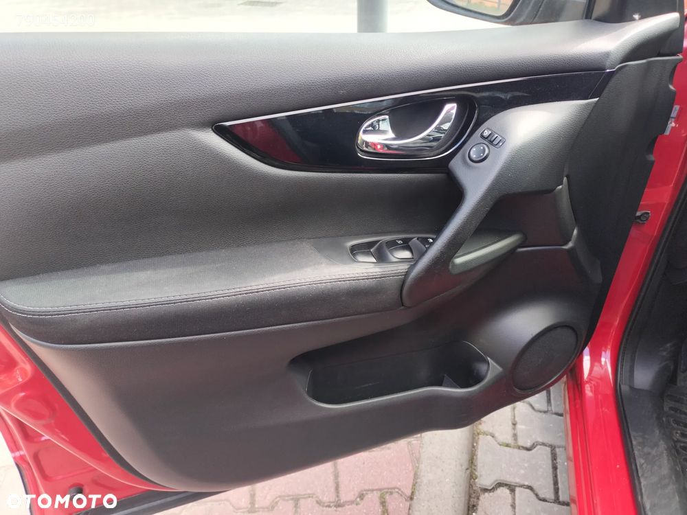 Nissan Qashqai 1.6 DCi Acenta Xtronic EU6 - 10