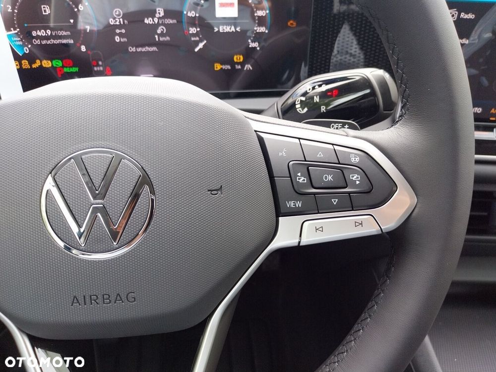 Volkswagen Tiguan - 14