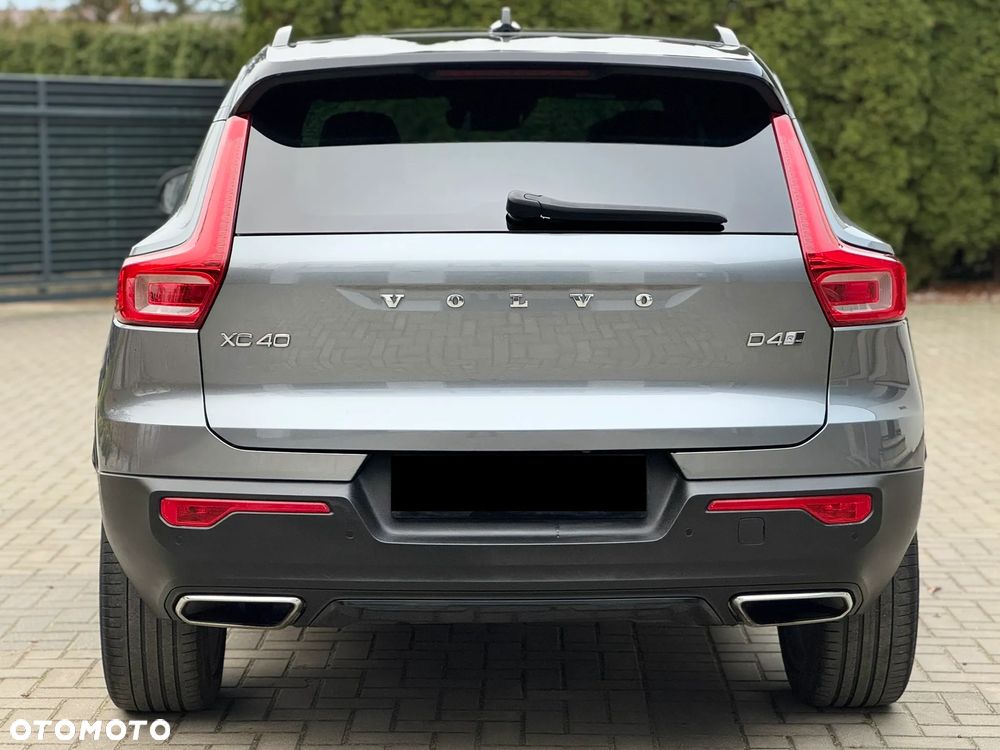 Volvo XC 40 D4 AWD Geartronic R-Design - 7