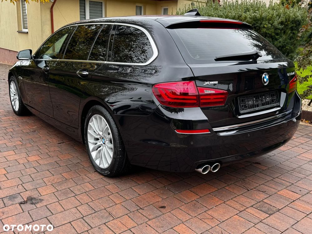 BMW Seria 5 530d Touring Luxury Line - 12