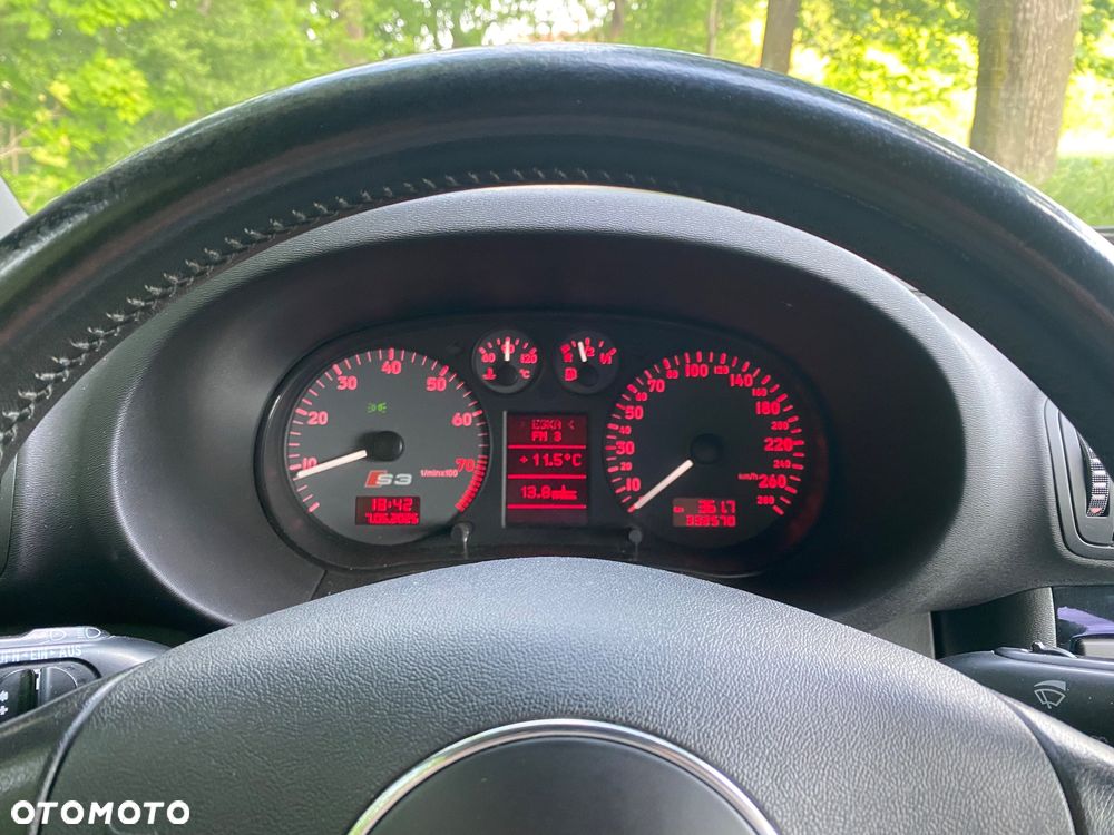 Audi S3 ver-1-8t-quattro - 13