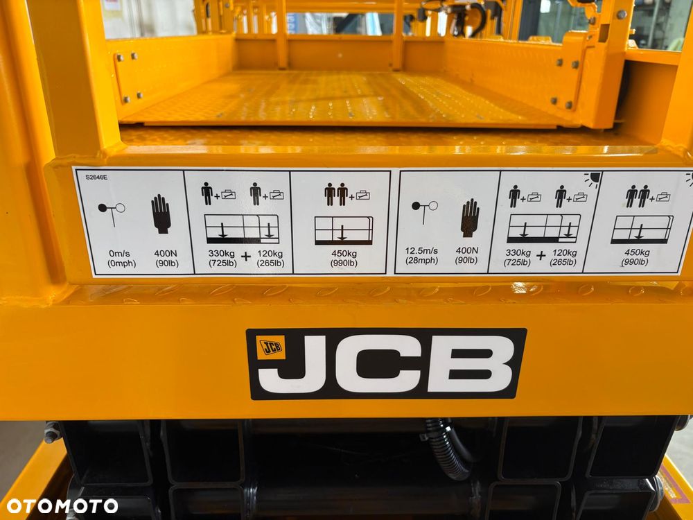 JCB S1932E - 12