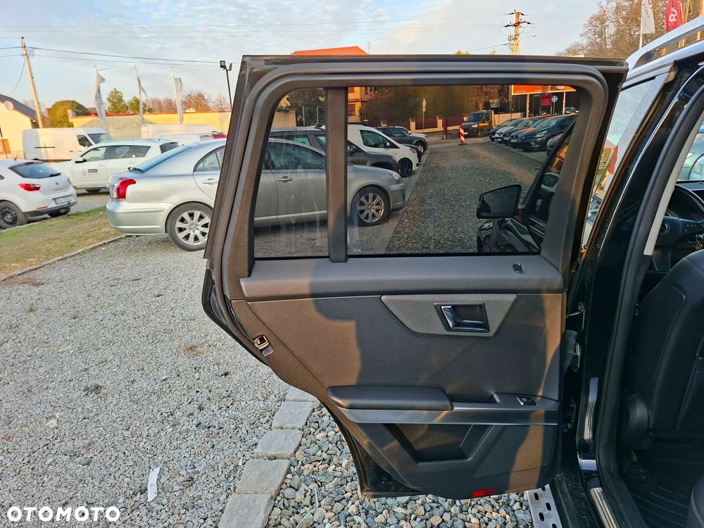 Mercedes-Benz GLK 220 CDI DPF 4Matic BlueEFFICIENCY 7G-TRONIC - 16