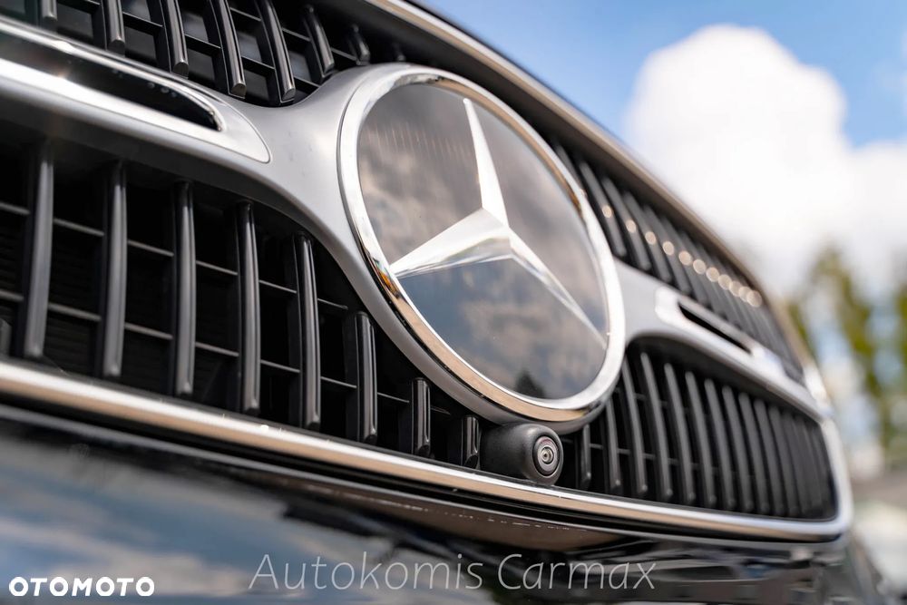 Mercedes-Benz GLC - 34