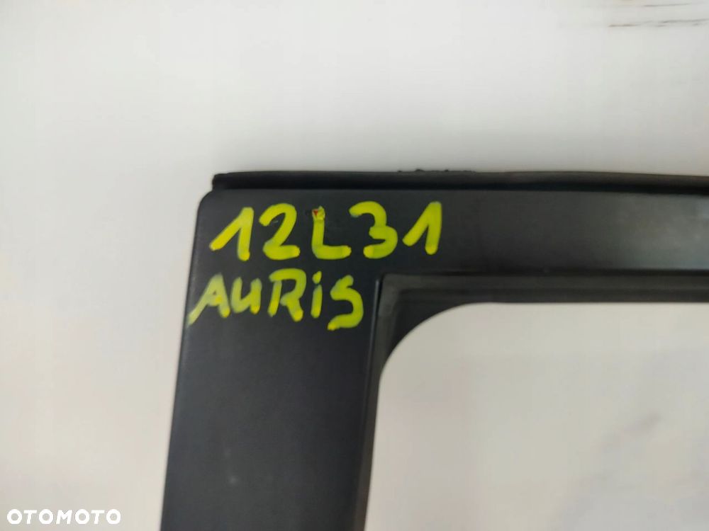 TOYOTA AURIS I 06R- DRZWI LEWE TYLNE LEWY TYŁ 3R3 - 15