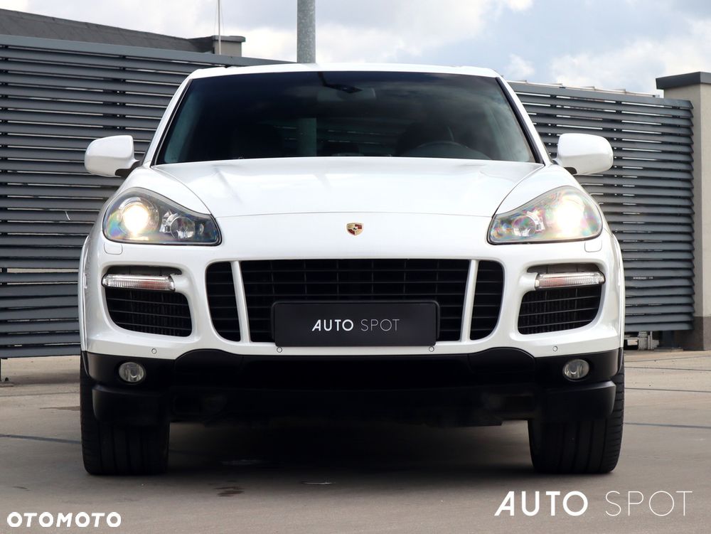 Porsche Cayenne - 11