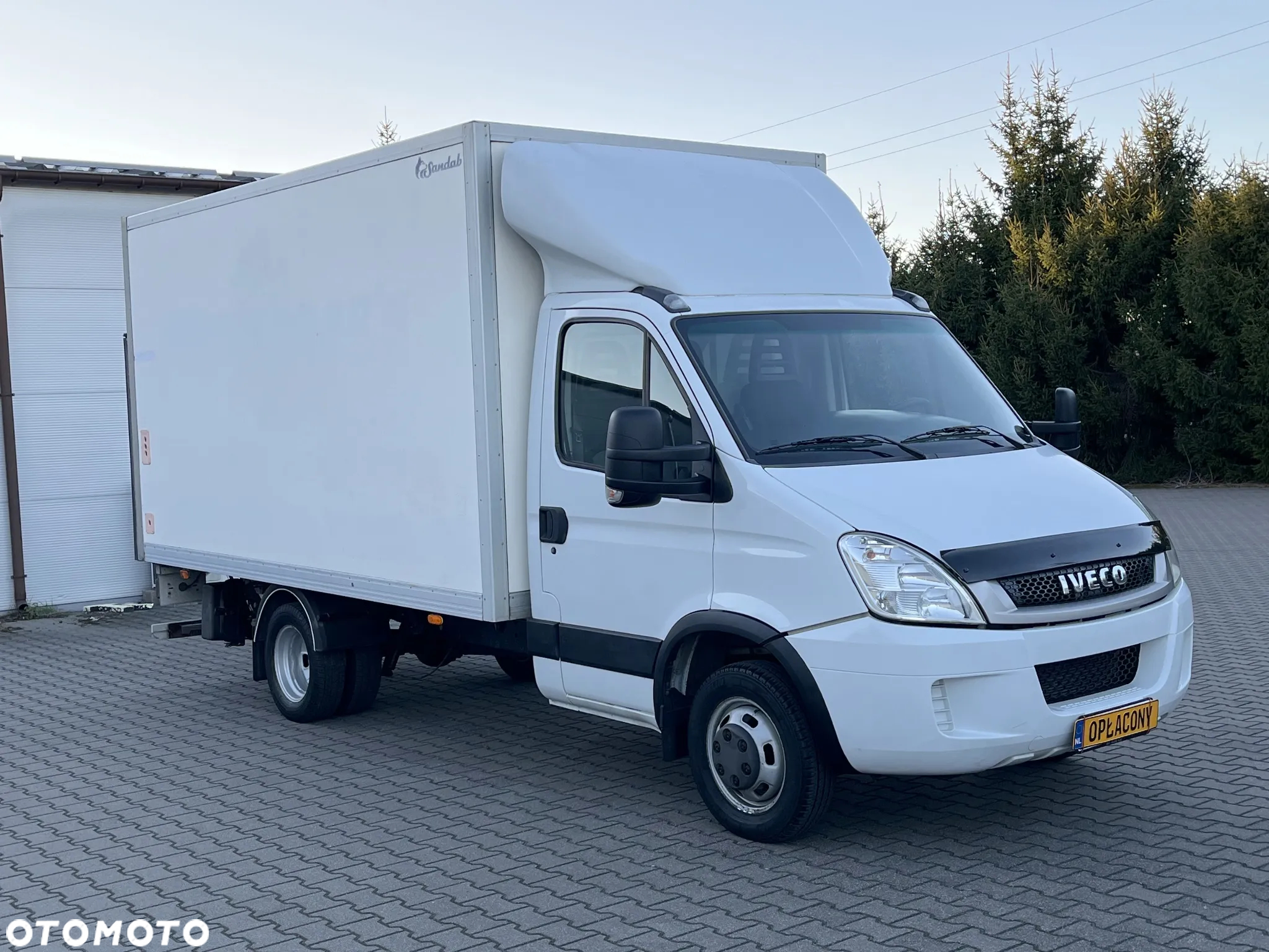 Iveco 35C18 KONTENER - 3